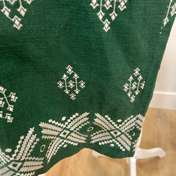 Zara Green Patterned Cropped Pants - Picture 3 of 7